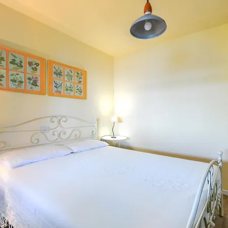 Il Girasole مارشيانا